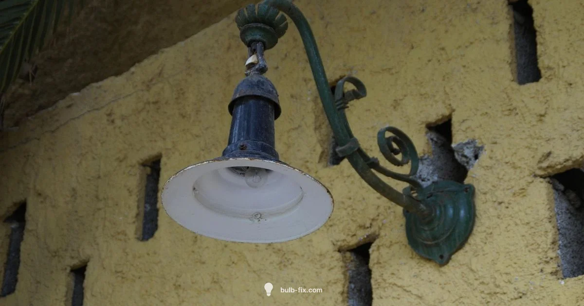 Outdoor Light Bulb Change - Bulb Fix